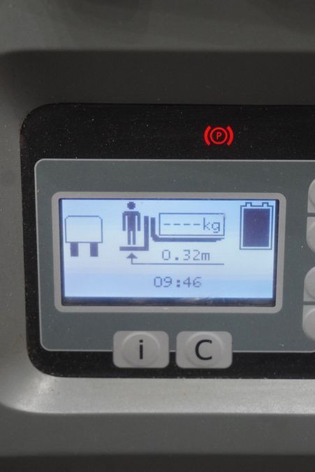 Комплектовщик заказов BT OME120HW