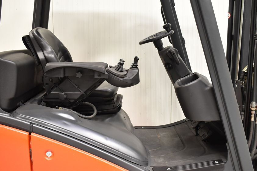Дизельный погрузчик LINDE H 14 D