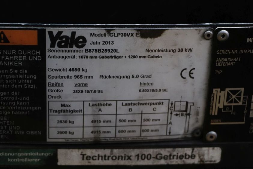 Газовый погрузчик YALE GLP30VX