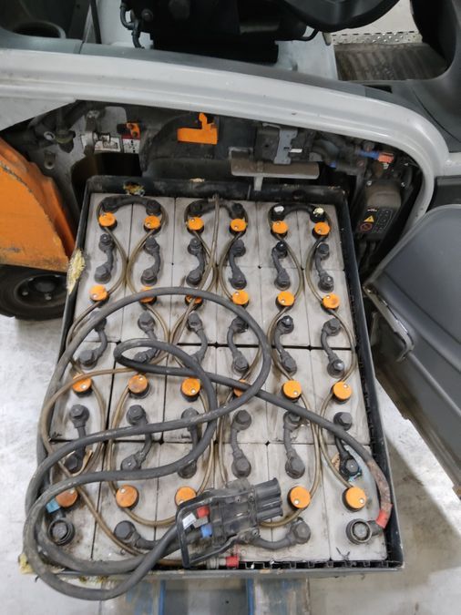 Електричний навантажувач STILL RX 20-20Р