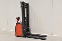 Электрический штабелер LINDE L14