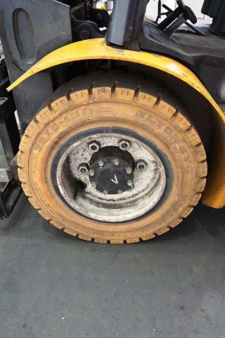 Газовый погрузчик JUNGHEINRICH TFG 430