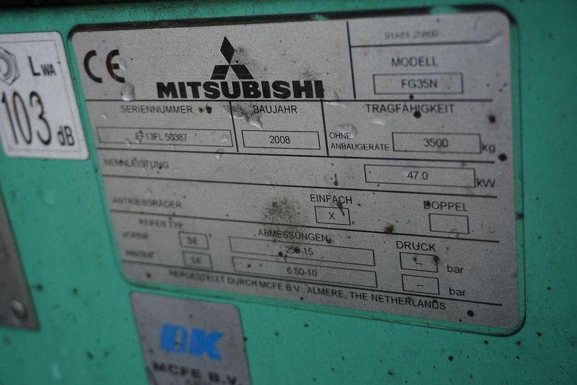 Газовий навантажувач MITSUBISHI FG 35N