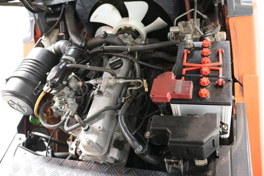 Газовий навантажувач Toyota 32-8-FG-25
