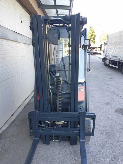 Газовый погрузчик LINDE H16