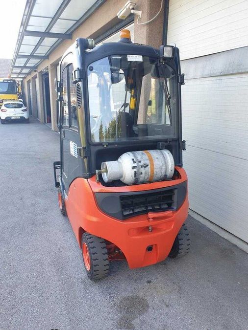 Газовый погрузчик LINDE H16