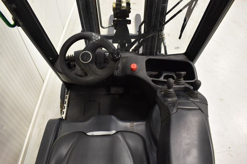 Электрический погрузчик LINDE E 20 L-02 трехопорный