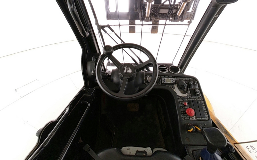 Телескопічний навантажувач JCB TLT35D