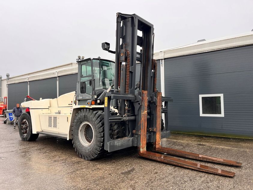 _Дизельный погрузчик KALMAR DCG330-12LB (33 тонн)