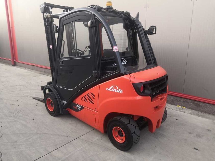 Дизельний навантажувач LINDE H20D-02 392