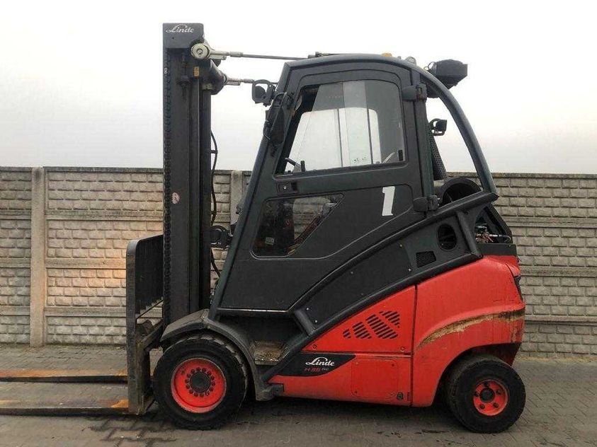 Газовый погрузчик LINDE H35T-02