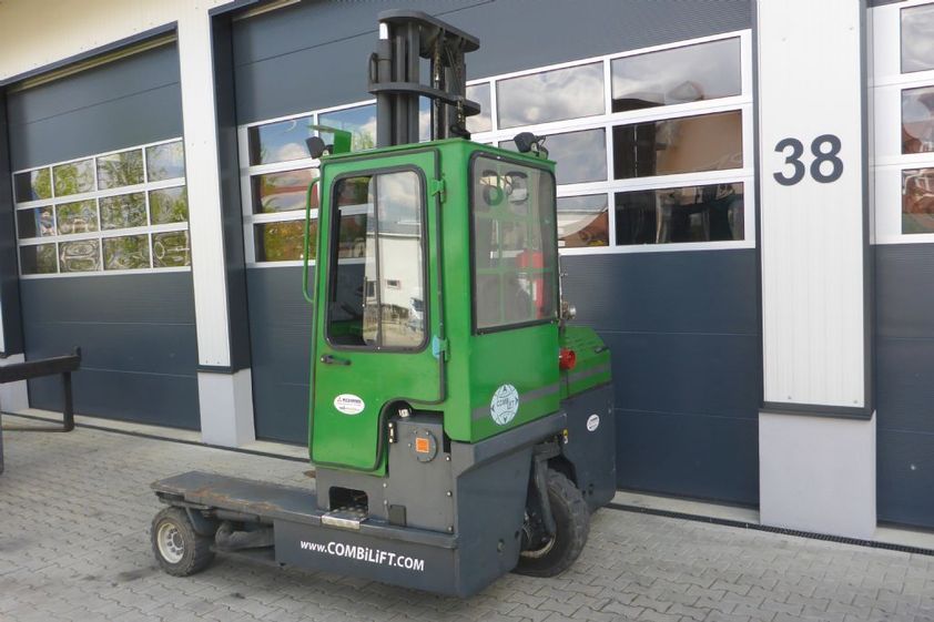 Боковой погрузчик Combilift C4000 (сайдлоадер)