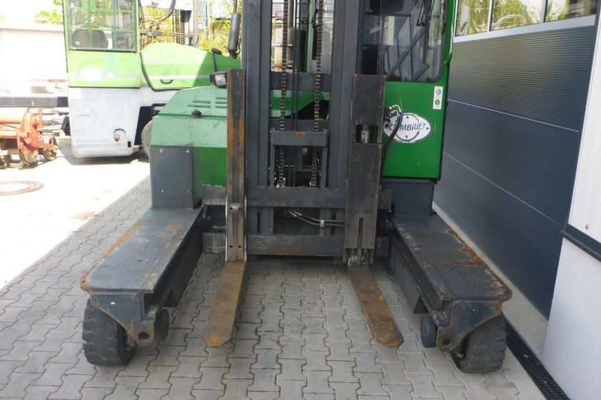 Боковой погрузчик Combilift C4000 (сайдлоадер)