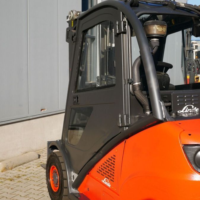 Дизельний навантажувач LINDE H35D (393-01)