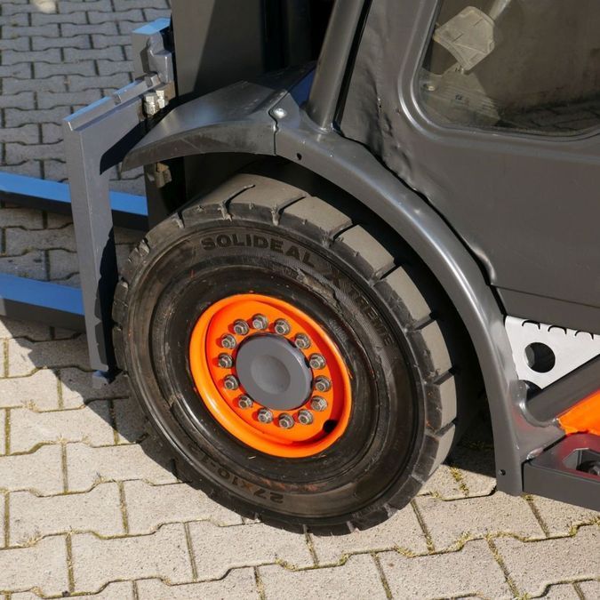 Дизельний навантажувач LINDE H35D (393-01)
