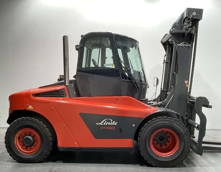 Дизельный погрузчик LINDE H140D/600