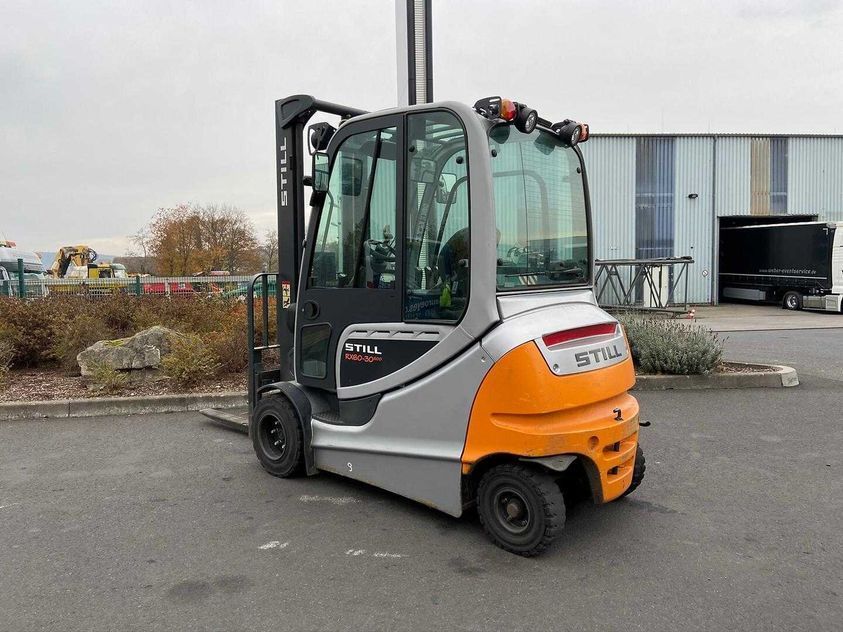 Электрический погрузчик STILL RX60-30L