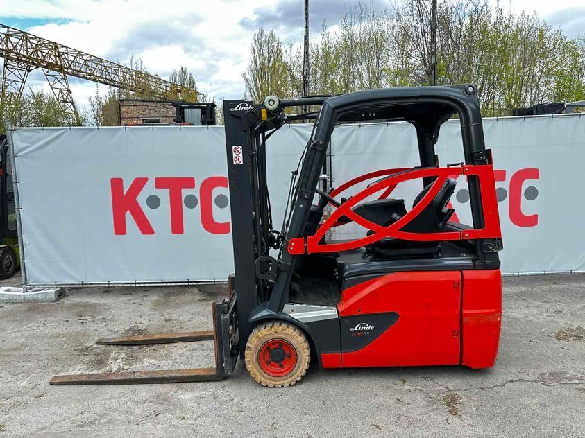 Электрический погрузчик LINDE E16-02
