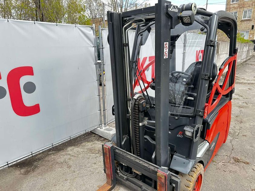 Электрический погрузчик LINDE E16-02