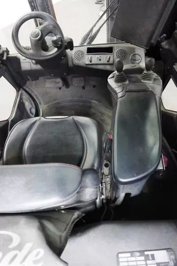 Дизельний навантажувач LINDE H 40 D-01