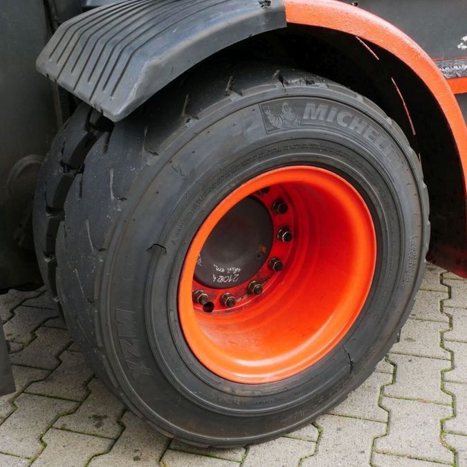Дизельный погрузчик LINDE H80D