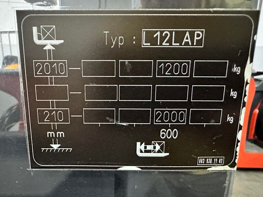 Електричний штабелер LINDE L 12 LAP