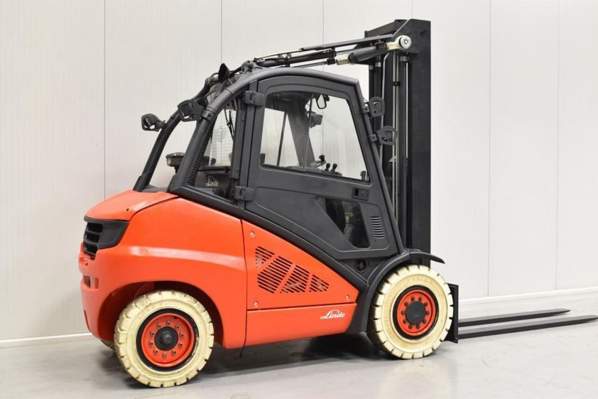 Дизельний навантажувач LINDE H 50 D-02