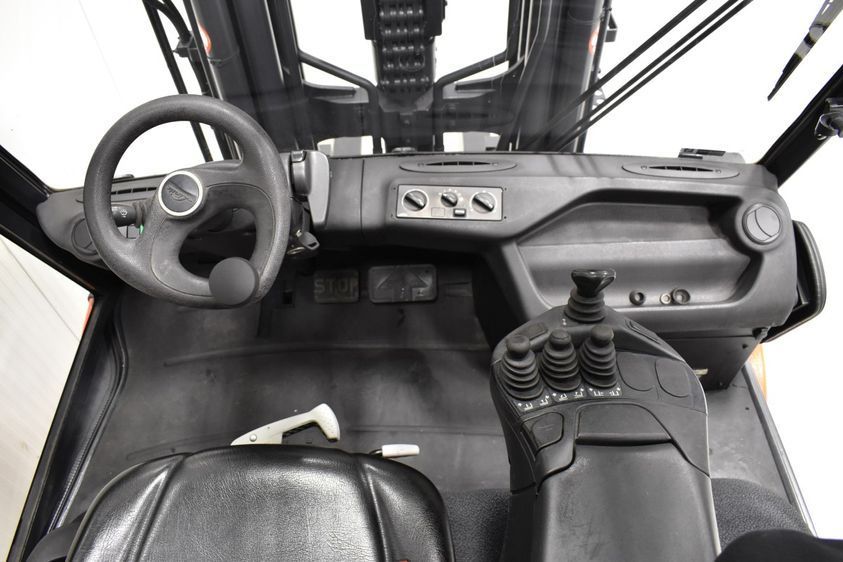 Дизельний навантажувач LINDE H 60 D-02