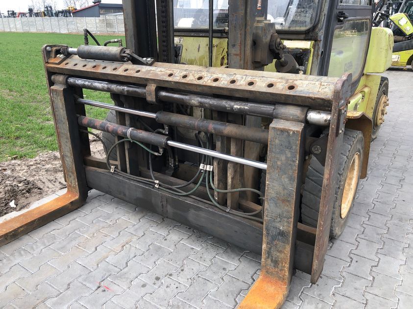 Газовий навантажувач Clark CMP60L