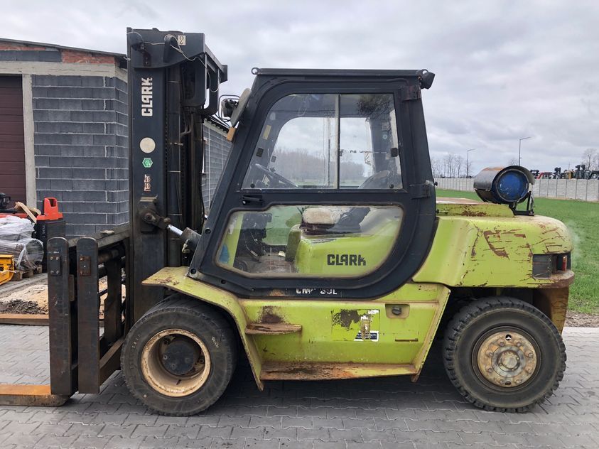 Газовий навантажувач Clark CMP60L