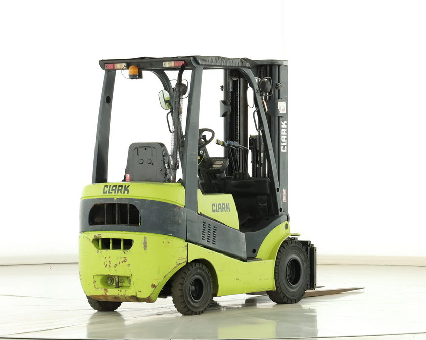 Дизельный погрузчик CLARK C20SD