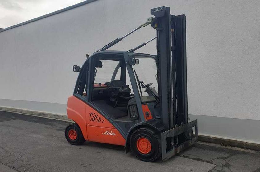 Газовий навантажувач LINDE H30T-01