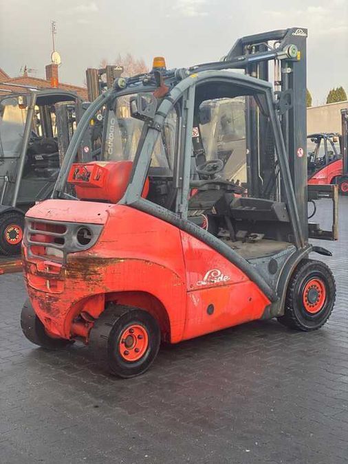 Газовий навантажувач LINDE H30T 393 серія