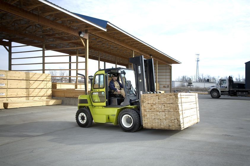 Газовый погрузчик CLARK C60D / 70D / 75L / 80L