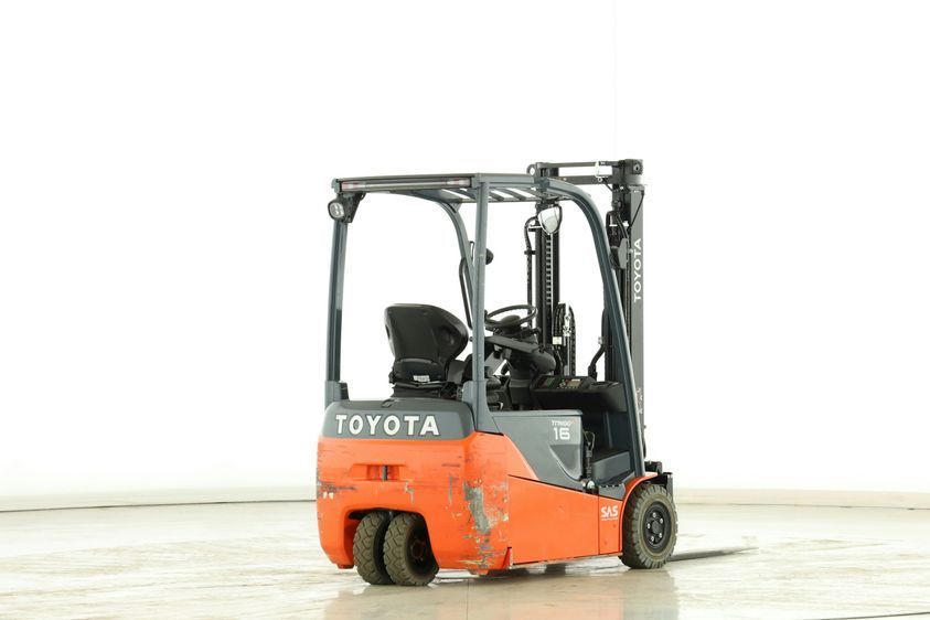Электрический погрузчик TOYOTA 8FBE16T