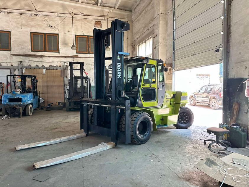 Газовый погрузчик CLARK C60D / 70D / 75L / 80L
