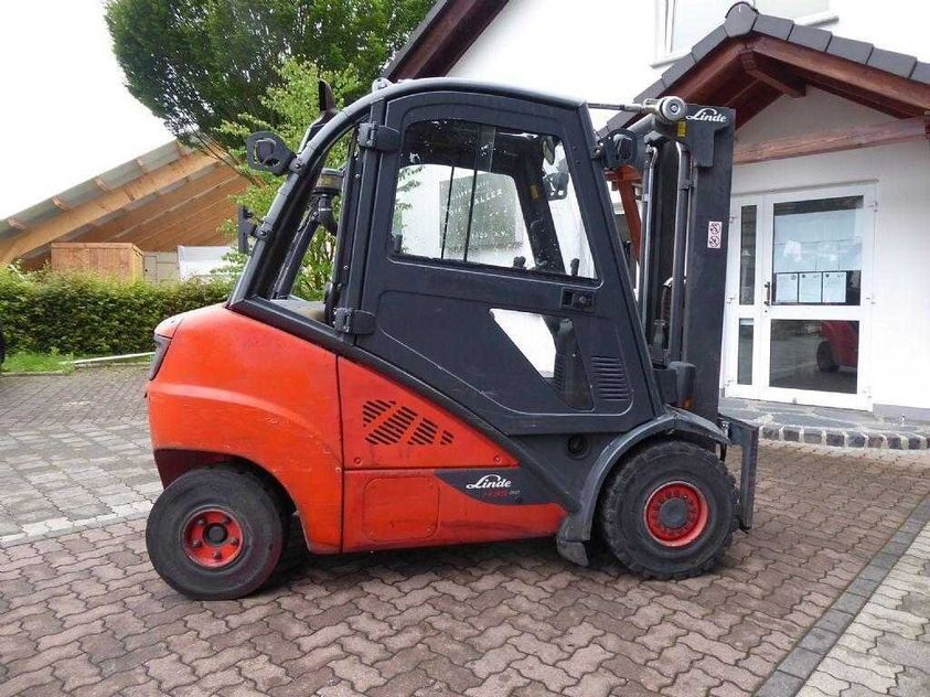 Дизельный погрузчик LINDE H35D-02