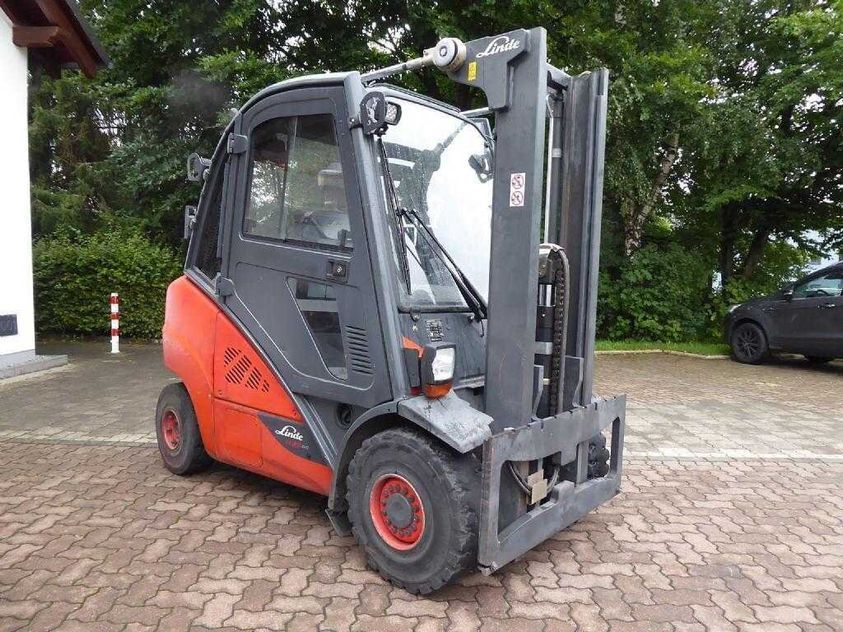 Дизельный погрузчик LINDE H35D-02