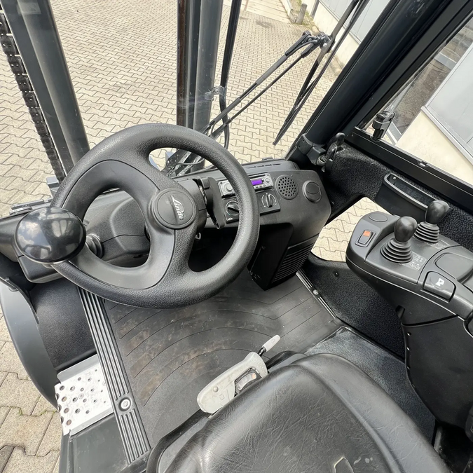 Дизельний навантажувач LINDE H30D
