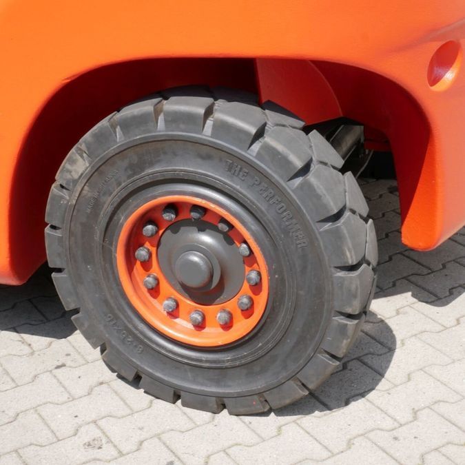 Дизельний навантажувач LINDE H60D (396)