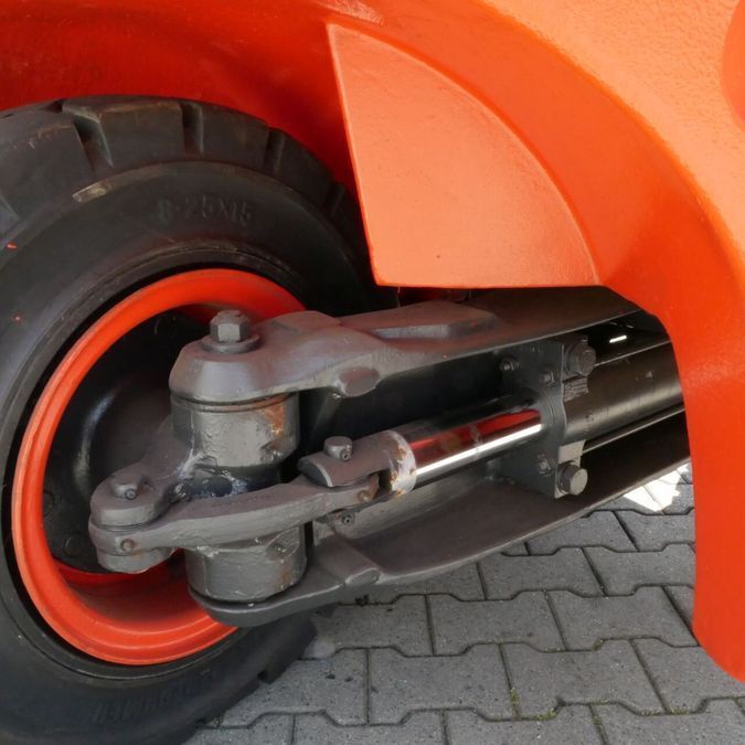 Дизельний навантажувач LINDE H60D (396)