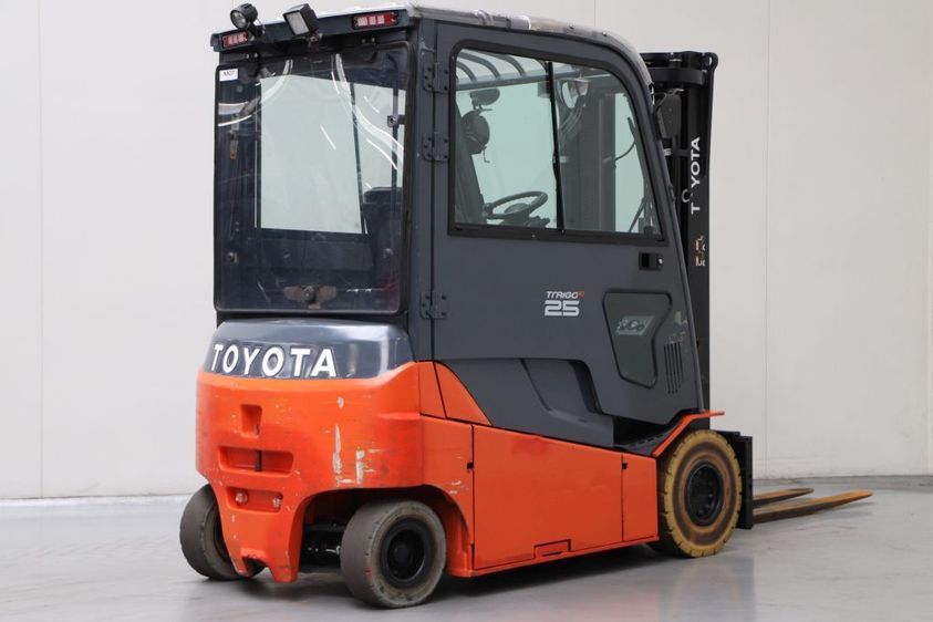 Електричний навантажувач TOYOTA 8-FBMKT-25