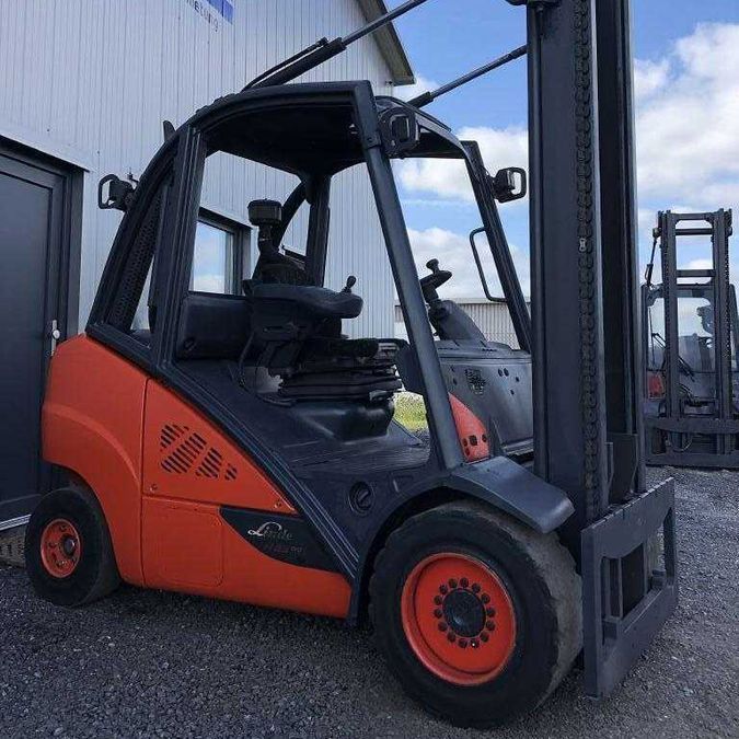 Дизельный погрузчик LINDE H35D-02