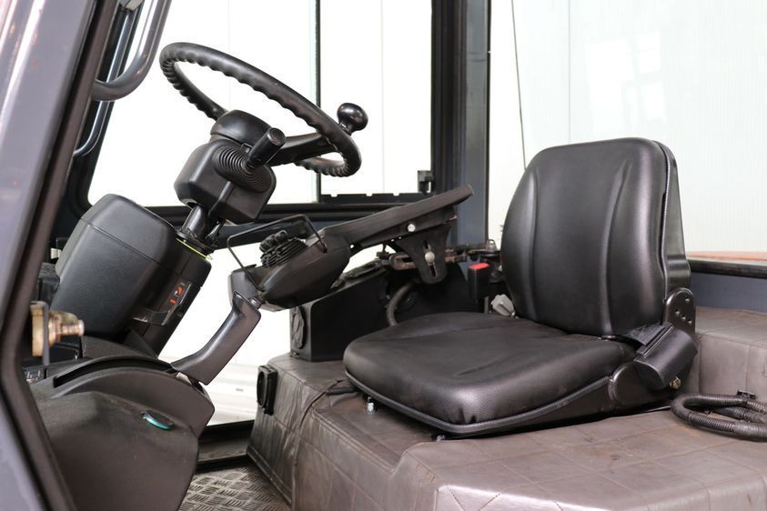 Дизельный погрузчик TOYOTA 42-7FDA50