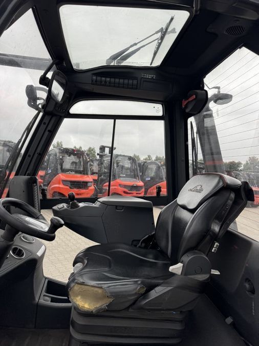 Дизельный погрузчик LINDE H30D-01 (серия 1202)