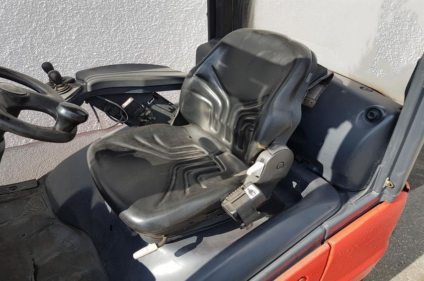 Дизельний навантажувач Linde H16D