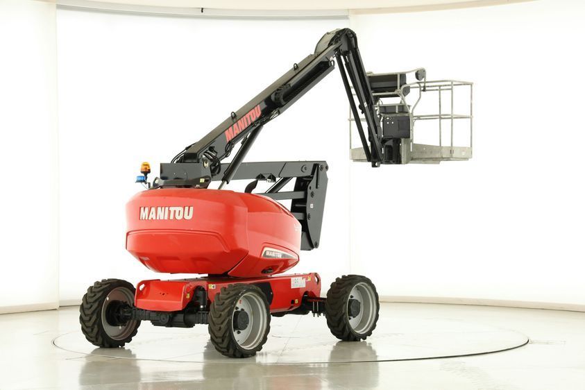 Мощный дизельный коленчатый подъемник повышенной проходимости Manitou 160-ATJ