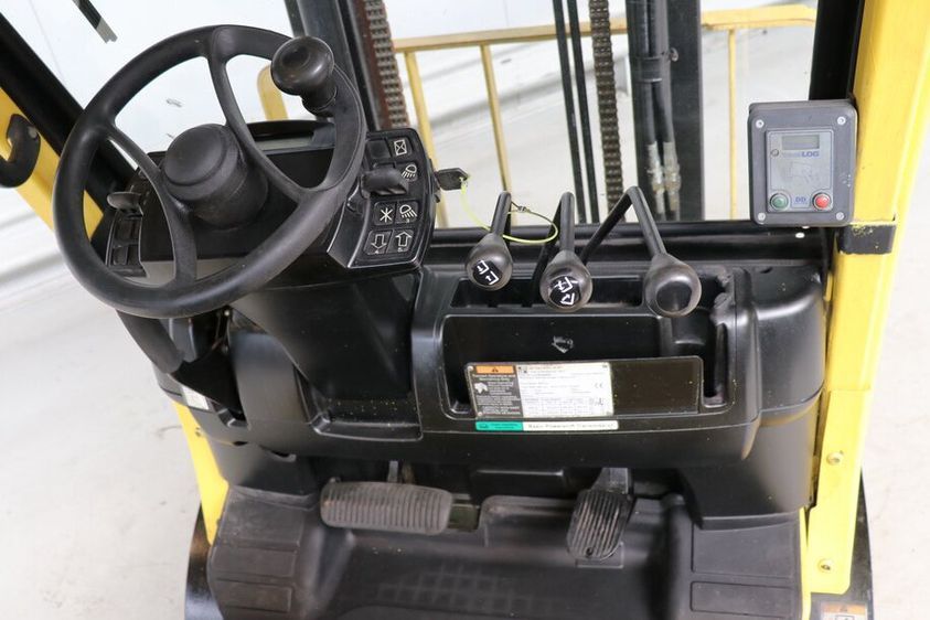 Дизельный погрузчик Hyster H-3.0-FT