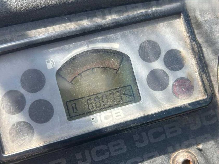 Телескопічний навантажувач JCB TLT35D