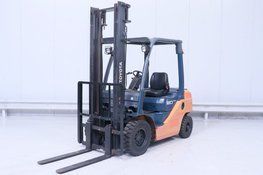 Дизельный погрузчик Toyota 62 8FD20